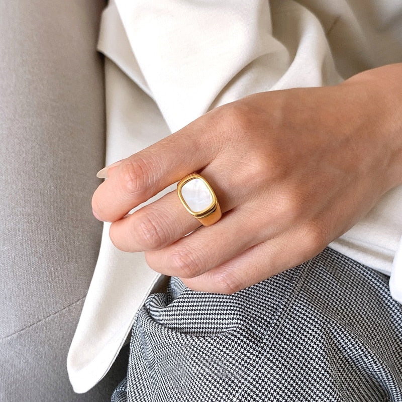 OPAL RING
