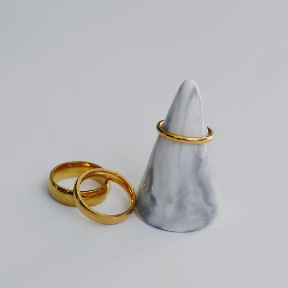 LILA RING