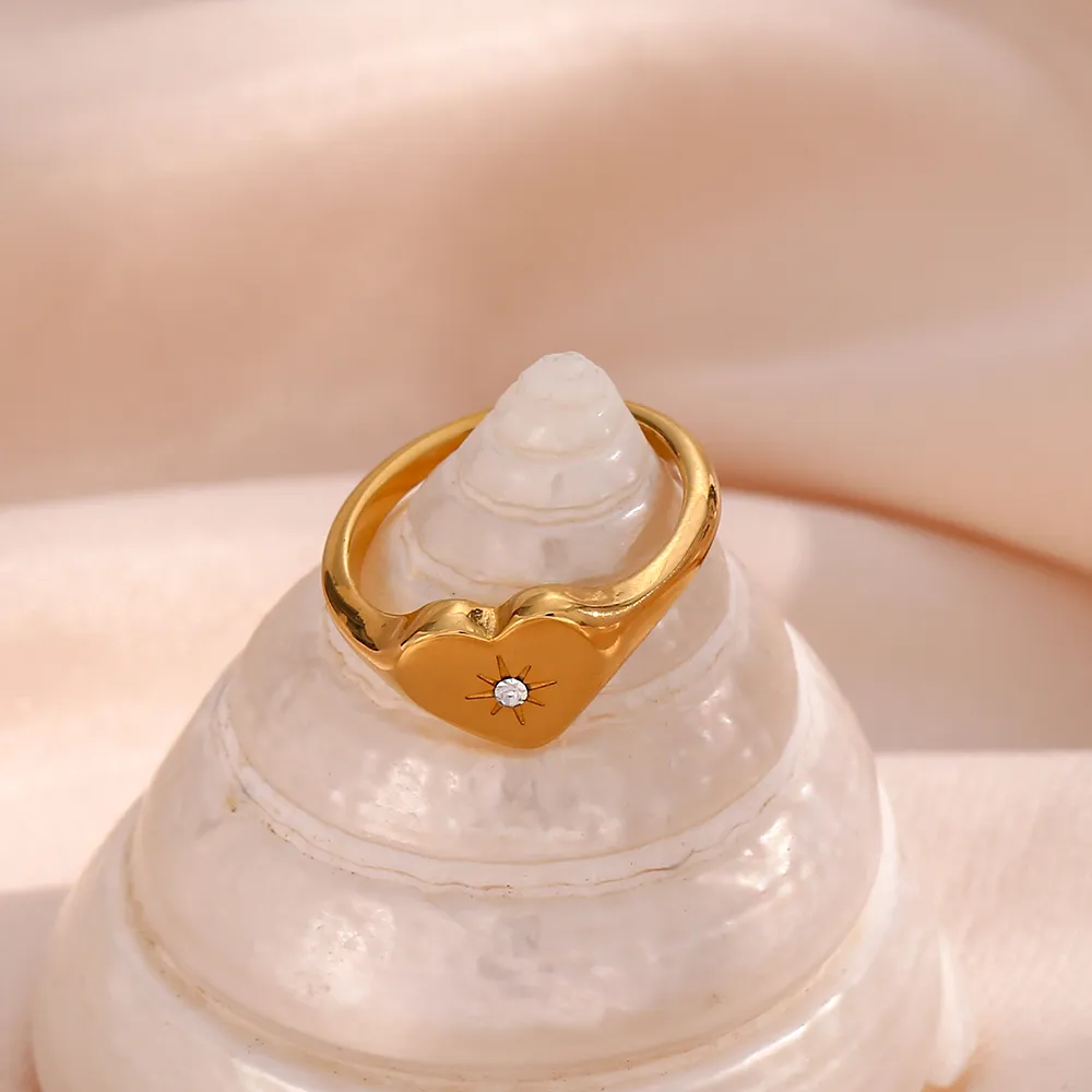MARGOT RING