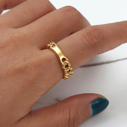 CHAIN LINK RING