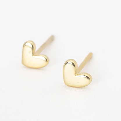DAINTY HEART STUDS S925