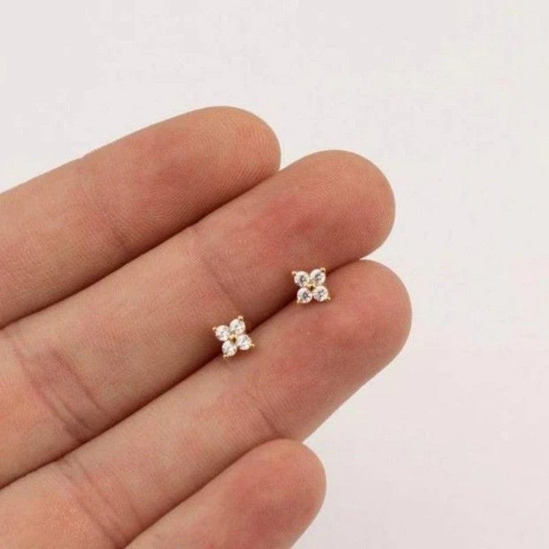 FLOWER EARRING STUDS