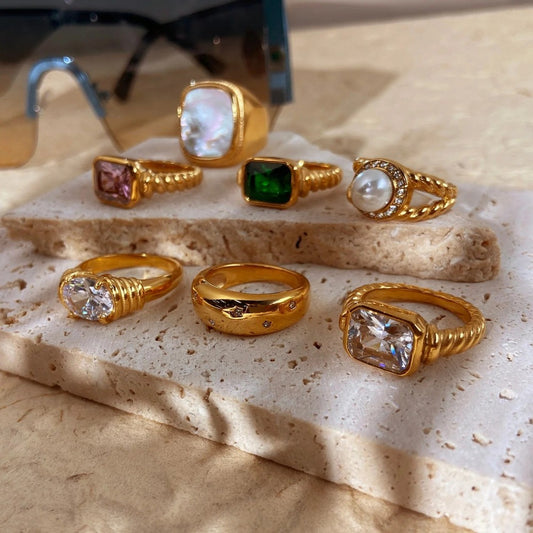 CLEO RING