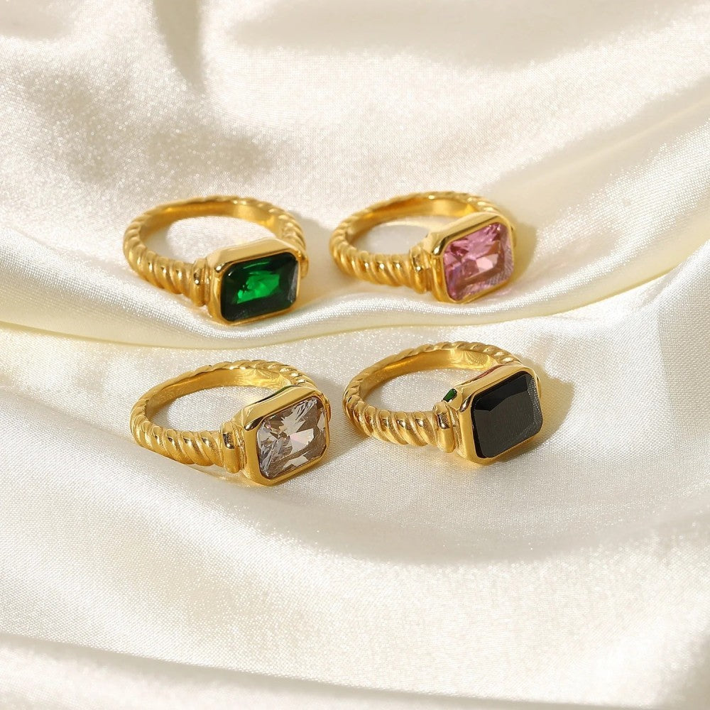 CLEO RING